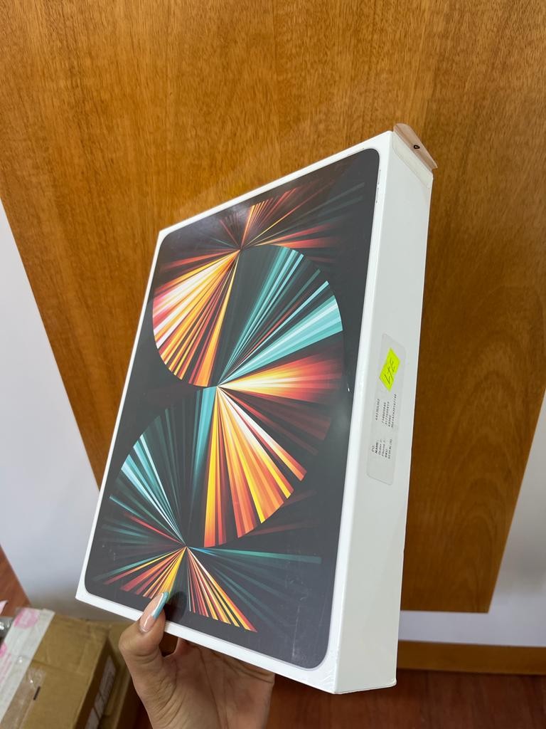 celulares y tabletas - iPad Pro 12.9 5ta Generación 128gb sellada 2