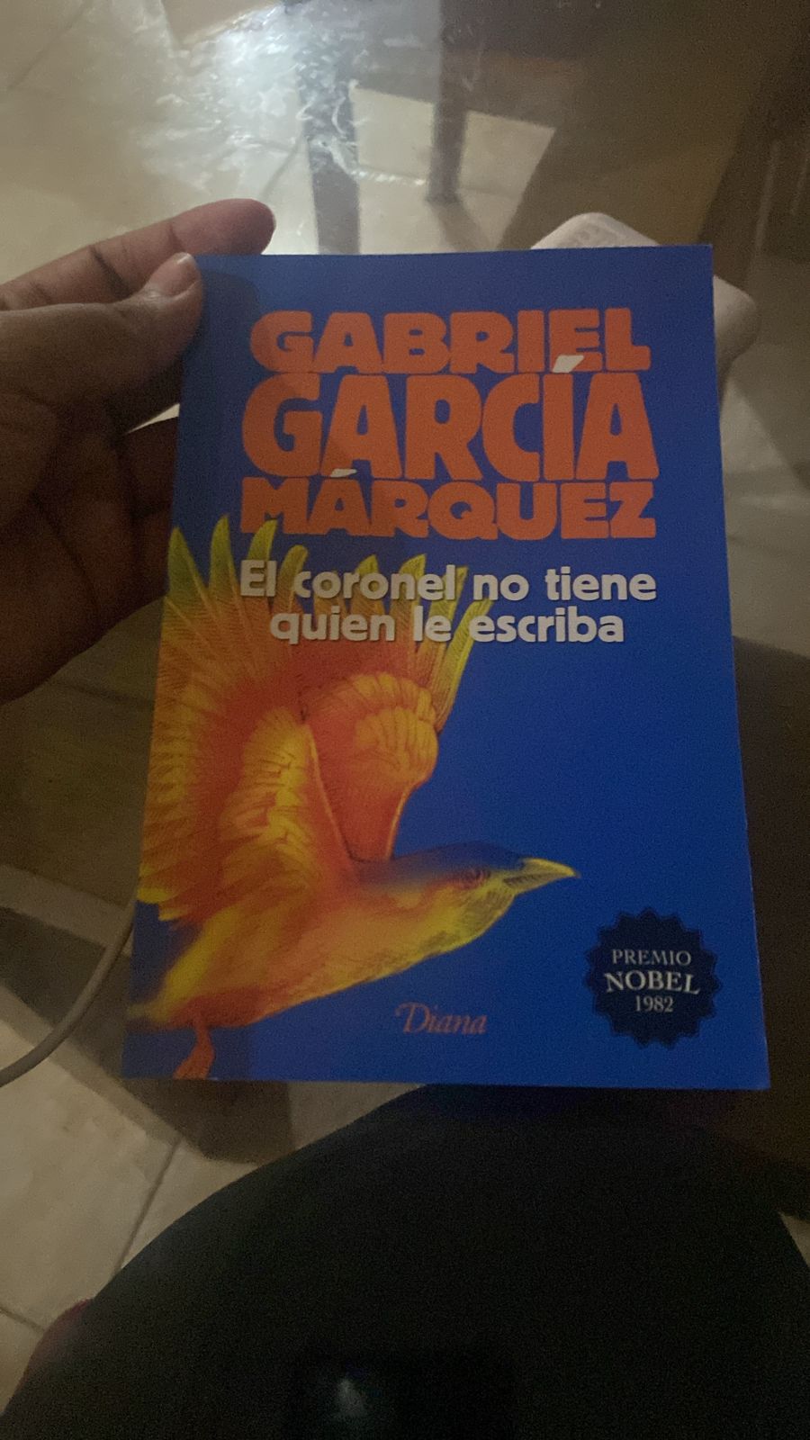 libros y revistas - libro el coronel no tiene quien le escriba, vendo, nuevo