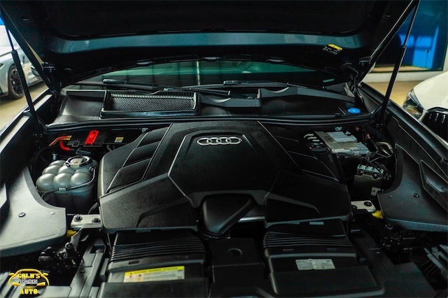jeepetas y camionetas - Audi Q8 Premium Plus S-Line 2019 Clean Carfax  9