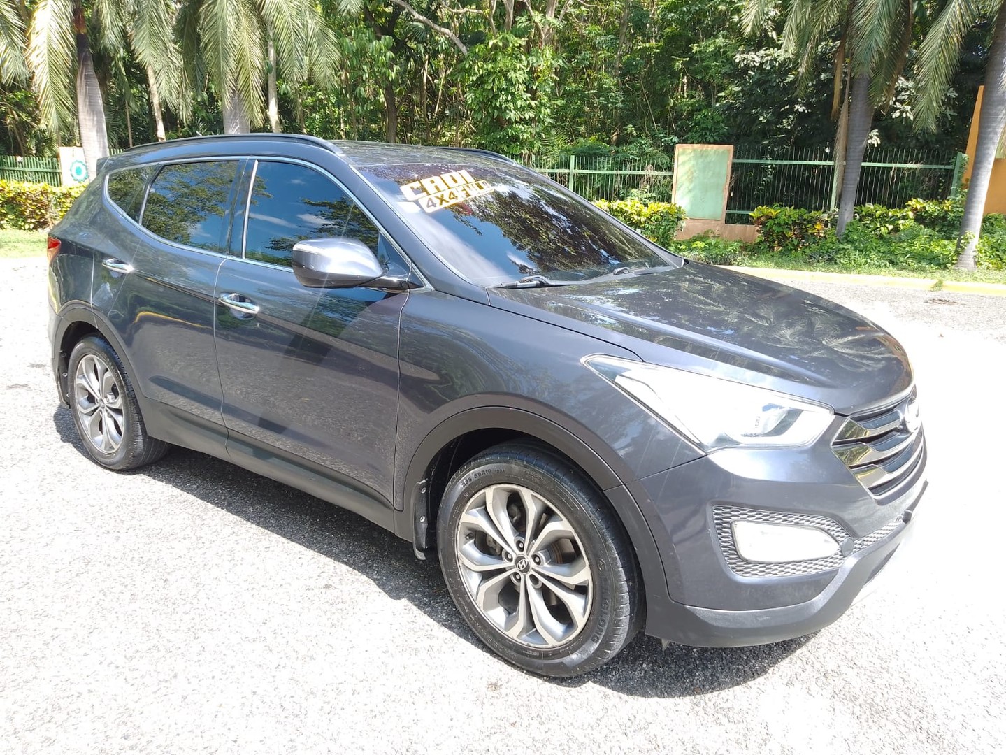 jeepetas y camionetas - Hyundai Santa fe 2014 diesel  1