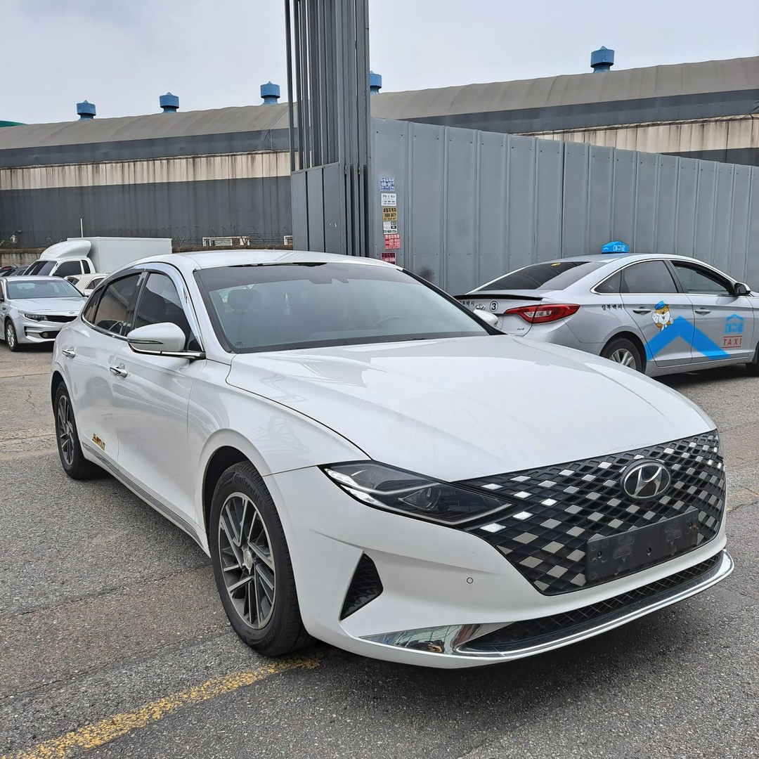 carros - HYUNDAI GRANDEUR 2020 BLANCO DESDE: RD$ 1,230,100 0