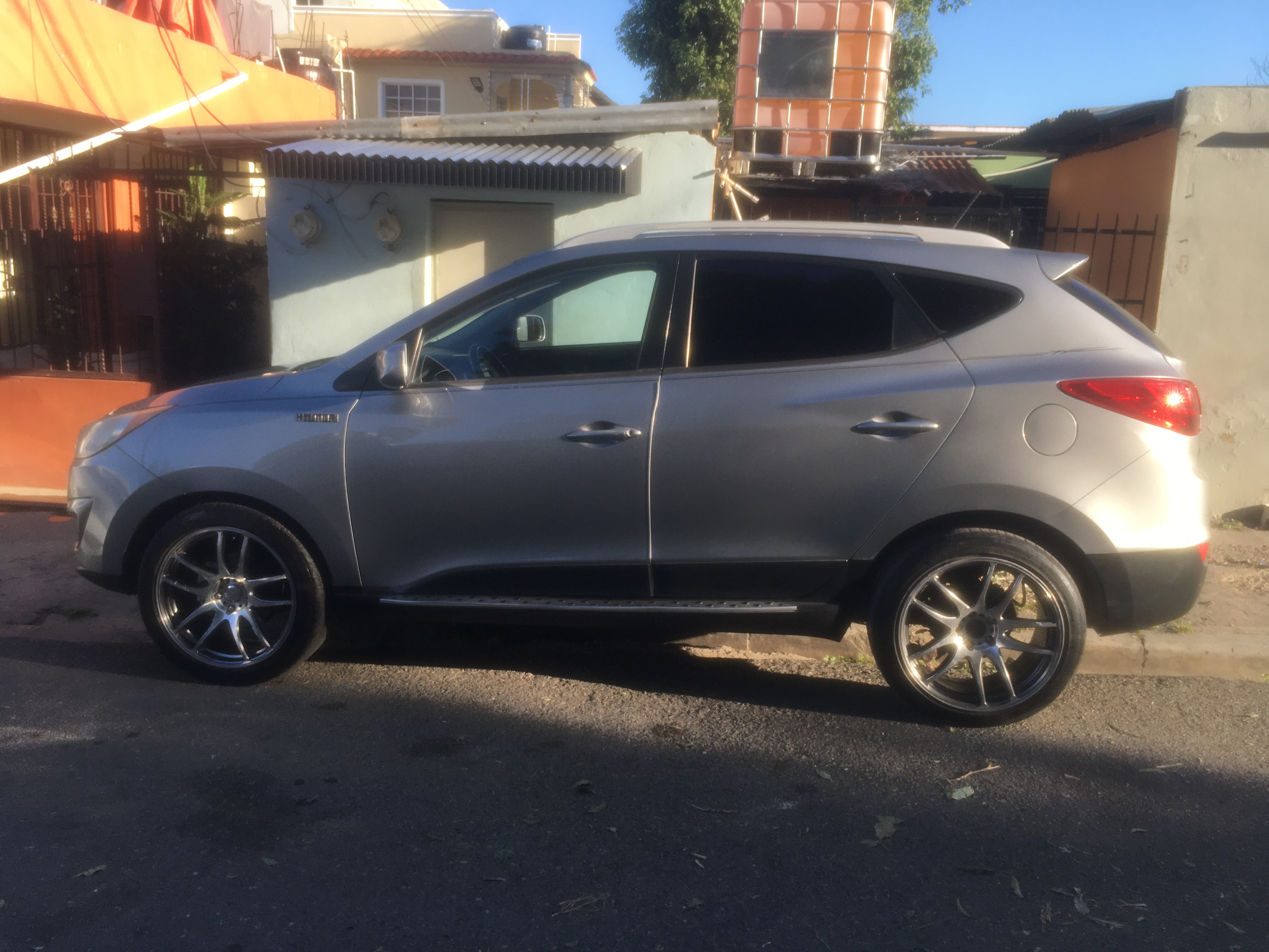 jeepetas y camionetas - Hyundai Tucson 2011 Americana  9