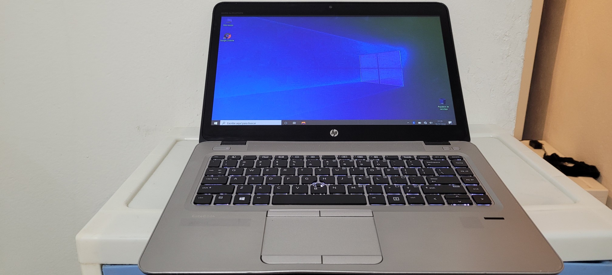 computadoras y laptops - laptop hp Slim 14 Pulg Core i5 6ta Ram 8gb ddr4 Disco 128gb SSD teclado luminico