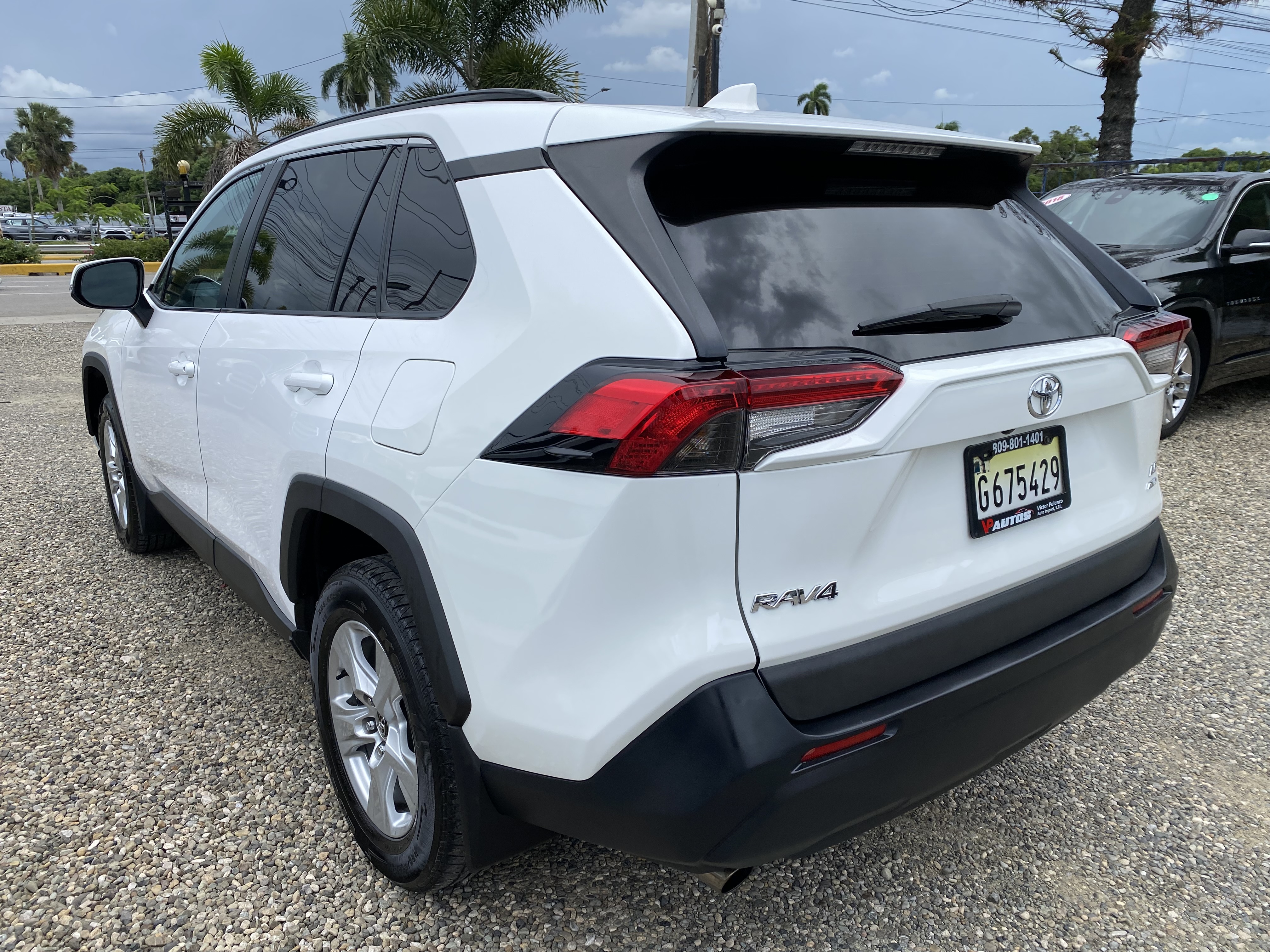 jeepetas y camionetas - TOYOTA RAV4 LE AWD 5