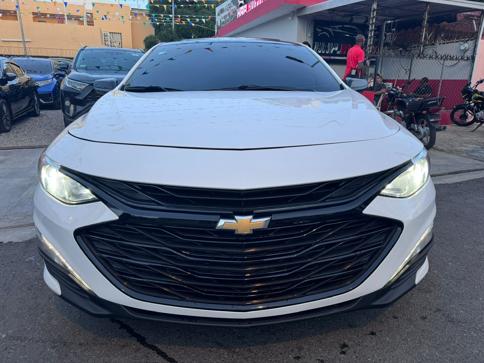 carros - Chevrolet Malibú 2019 impecable 