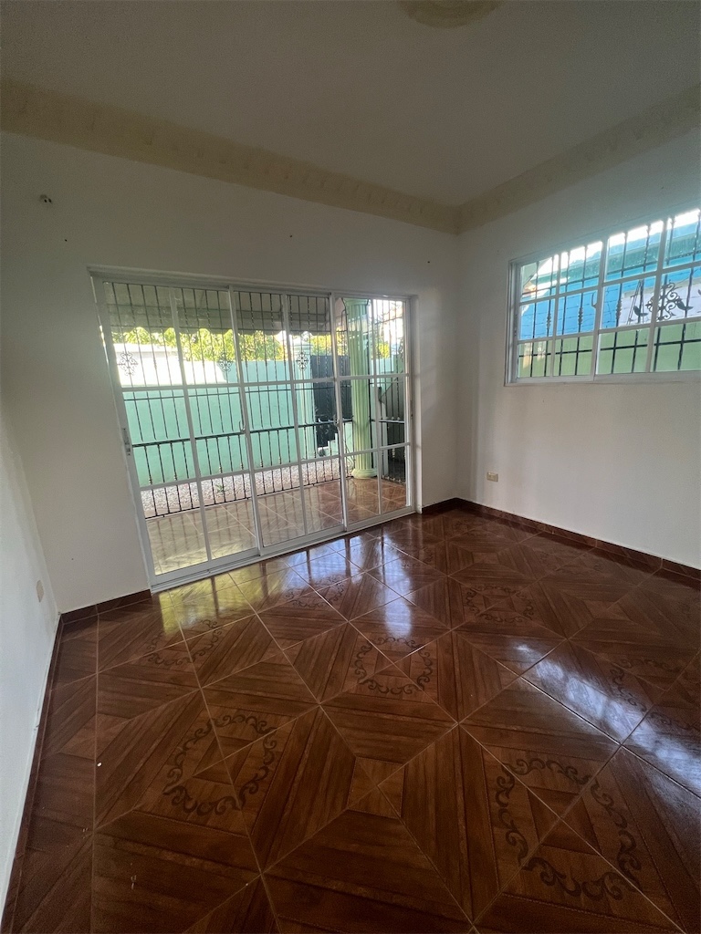 casas - Venta de casa en la Autopista de San Isidro Prado Oriental Santo Domingo  4