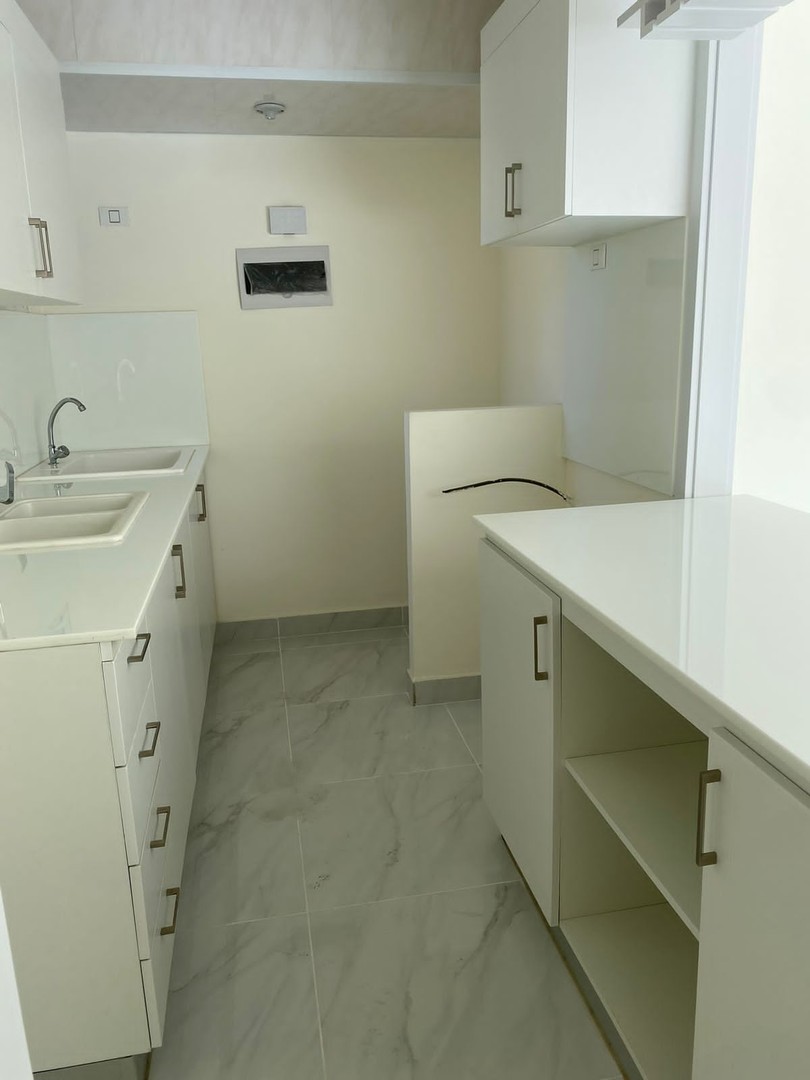 apartamentos - 📍Residencial Las cayenas San Isidro 
- 85 mts2 tercer piso
 5