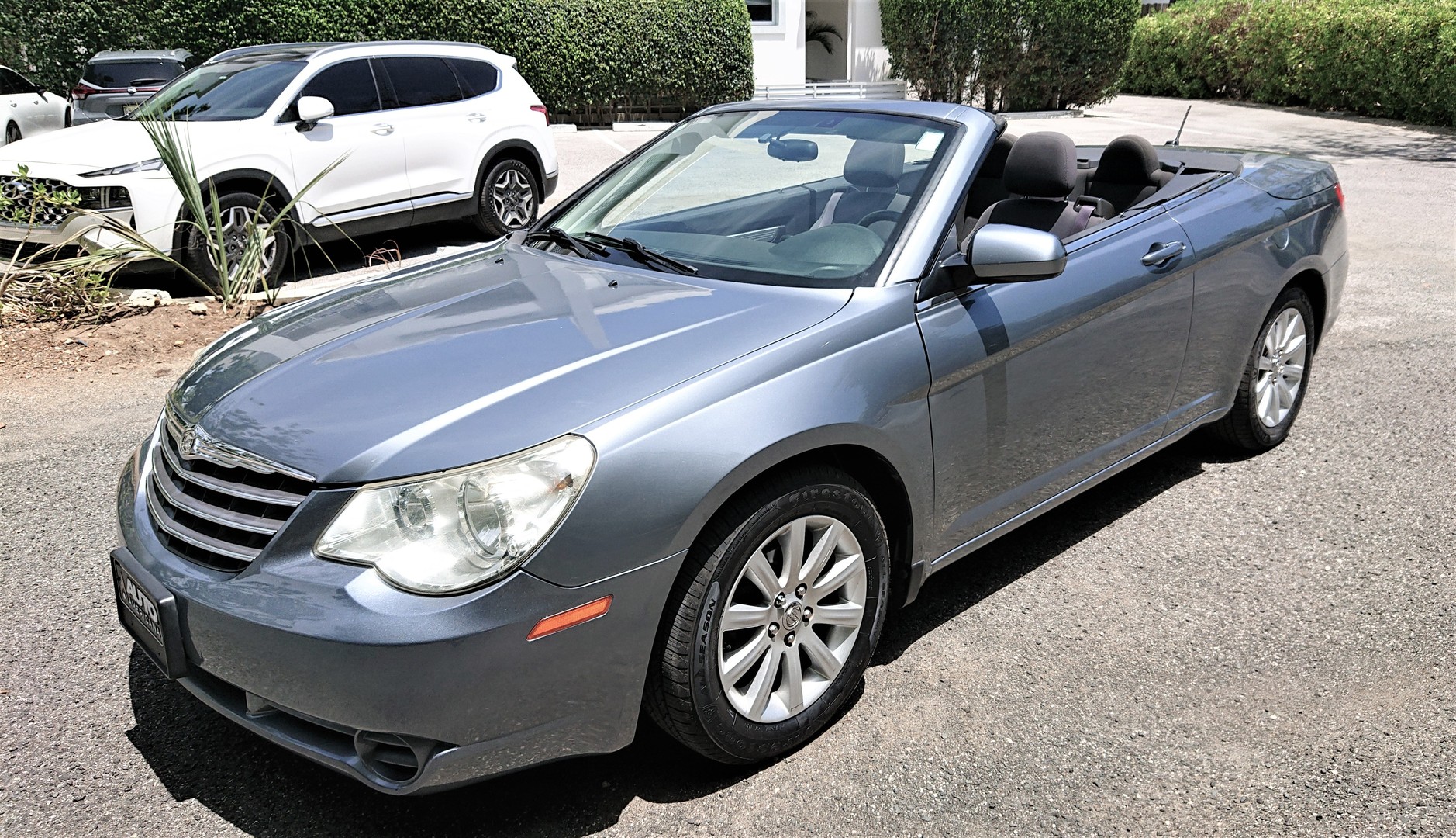 carros - VENDO CHRYSLER SEBRING CONVERTIBLE TOURING, año 2010, 6 cilindros, 2700 Hp/cc 4