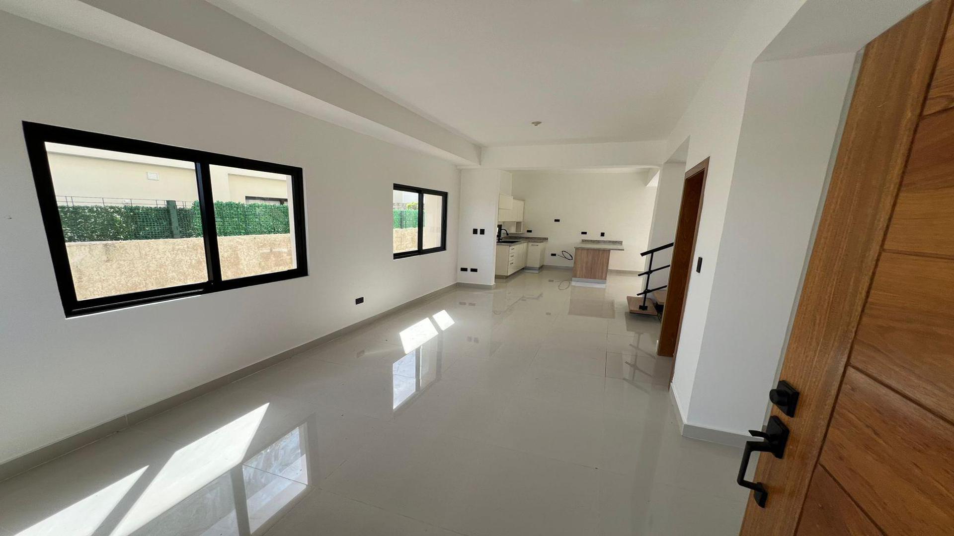 casas vacacionales y villas - Villa de 2 niveles a estrenar en Venta en Bávaro, Punta Cana 3