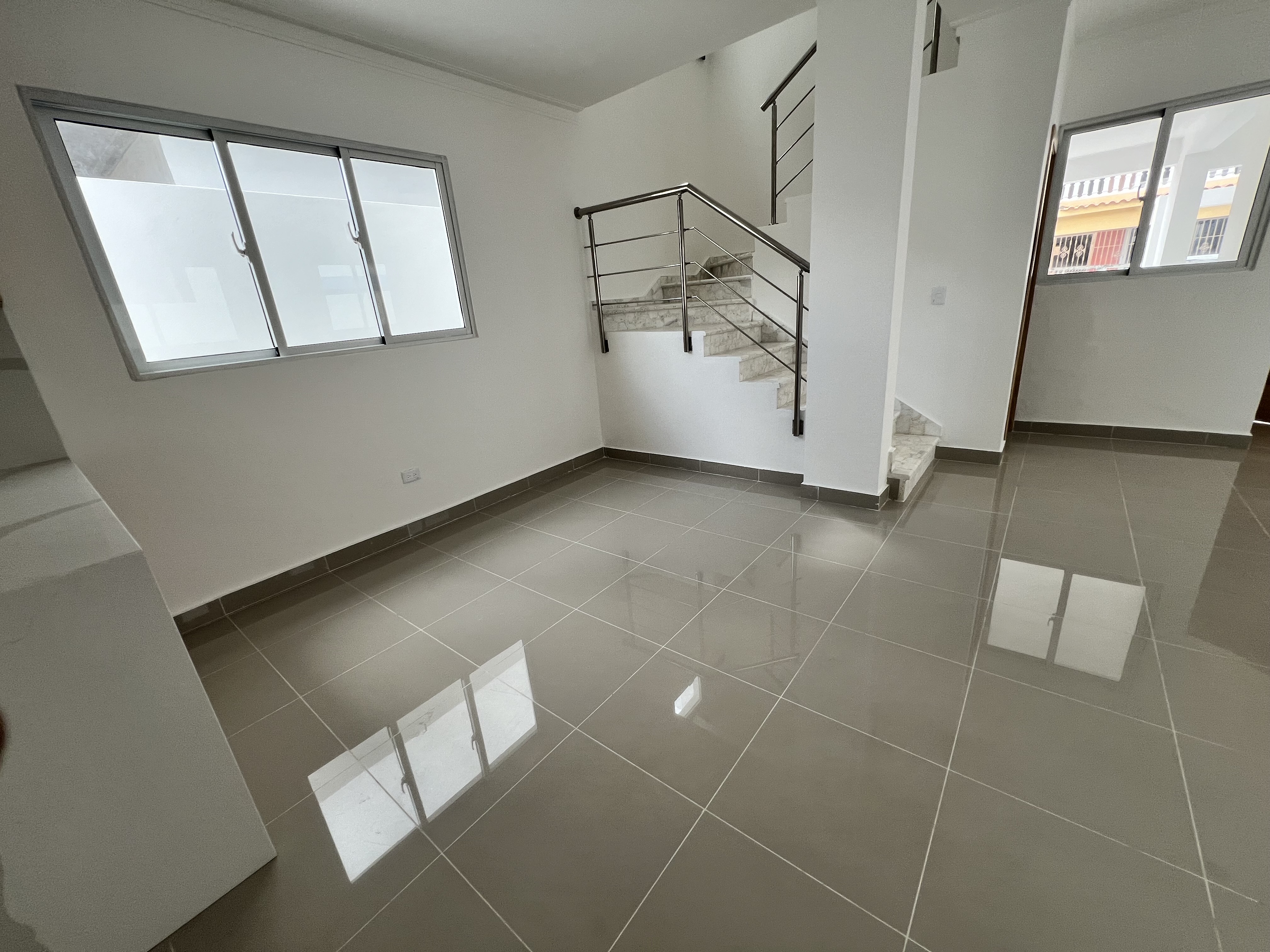 casas - venta de casa en la autopista de san Isidro brisa oriental  7