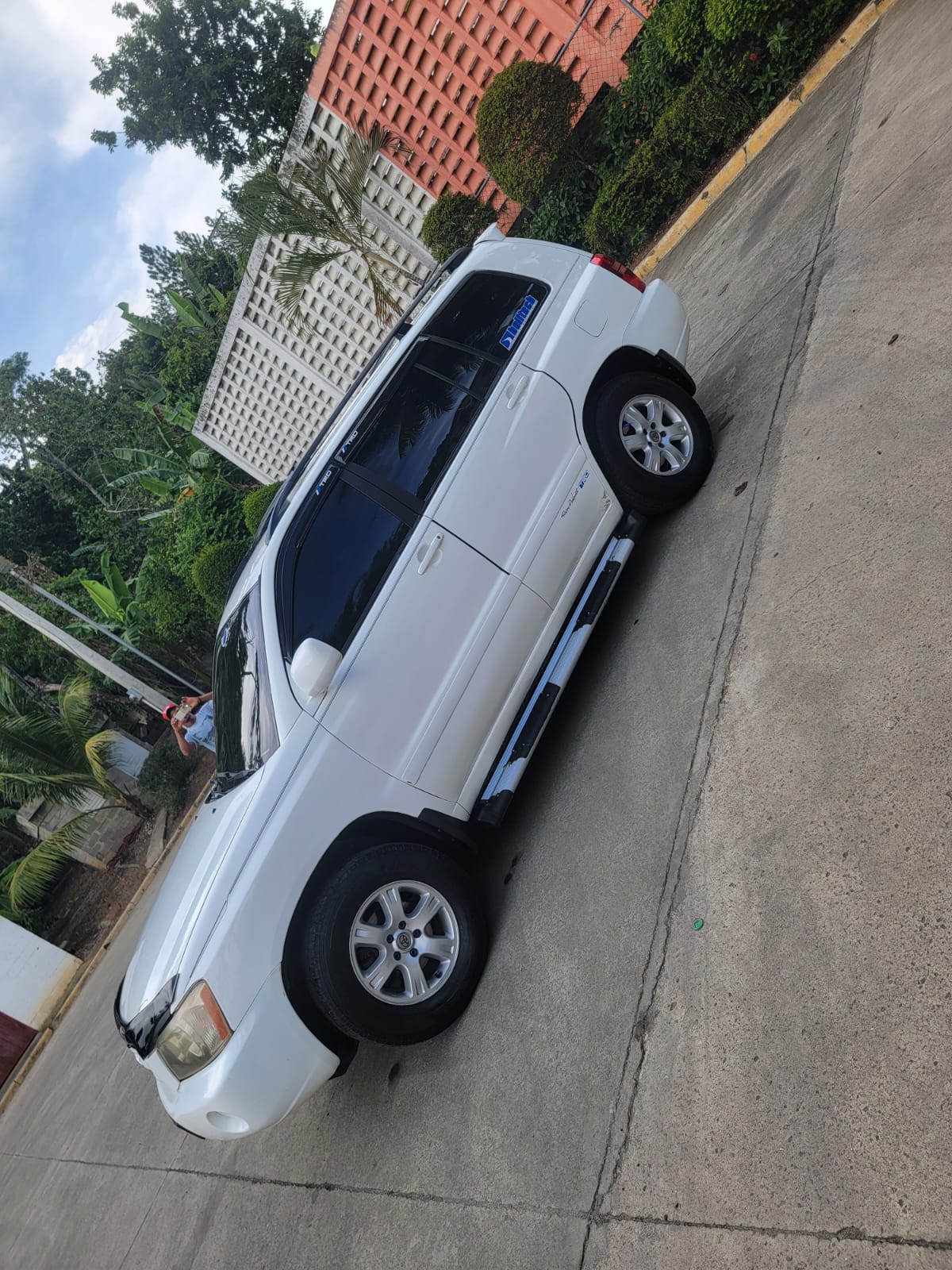 jeepetas y camionetas - Toyota highlander año 2003 v6 poco negociable..... 2