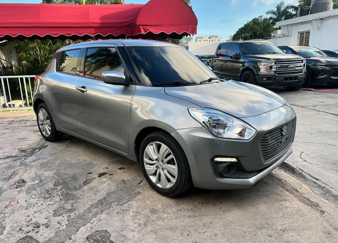 carros - 2018 Suzuki Swift De la Casa 4