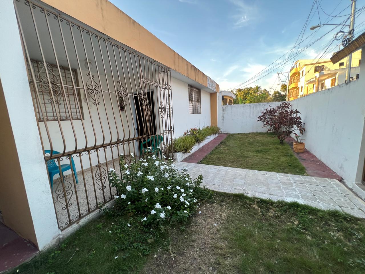 casas - Vendo Casa en Boca Chica  1