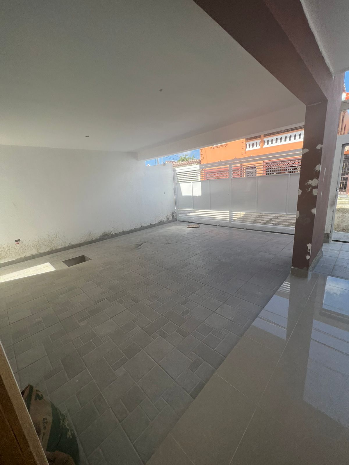 casas - Casa en la autopista de san Isidro brisa 8 Santo Domingo este 4