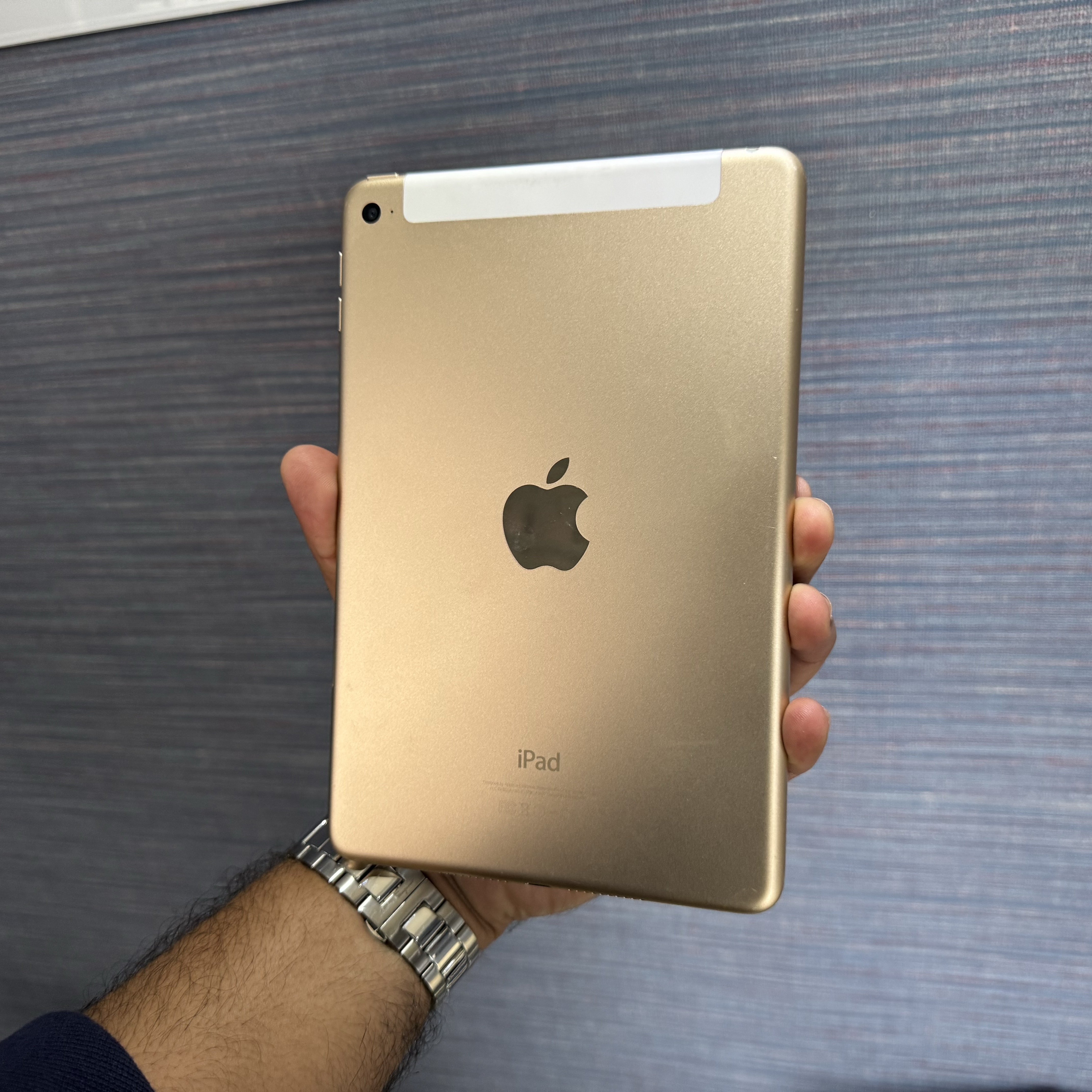 celulares y tabletas - iPad Mini 4 128GB Wi-Fi Color: Dorada, impecable RD$ 10,800 NEG/ TIENDA!!