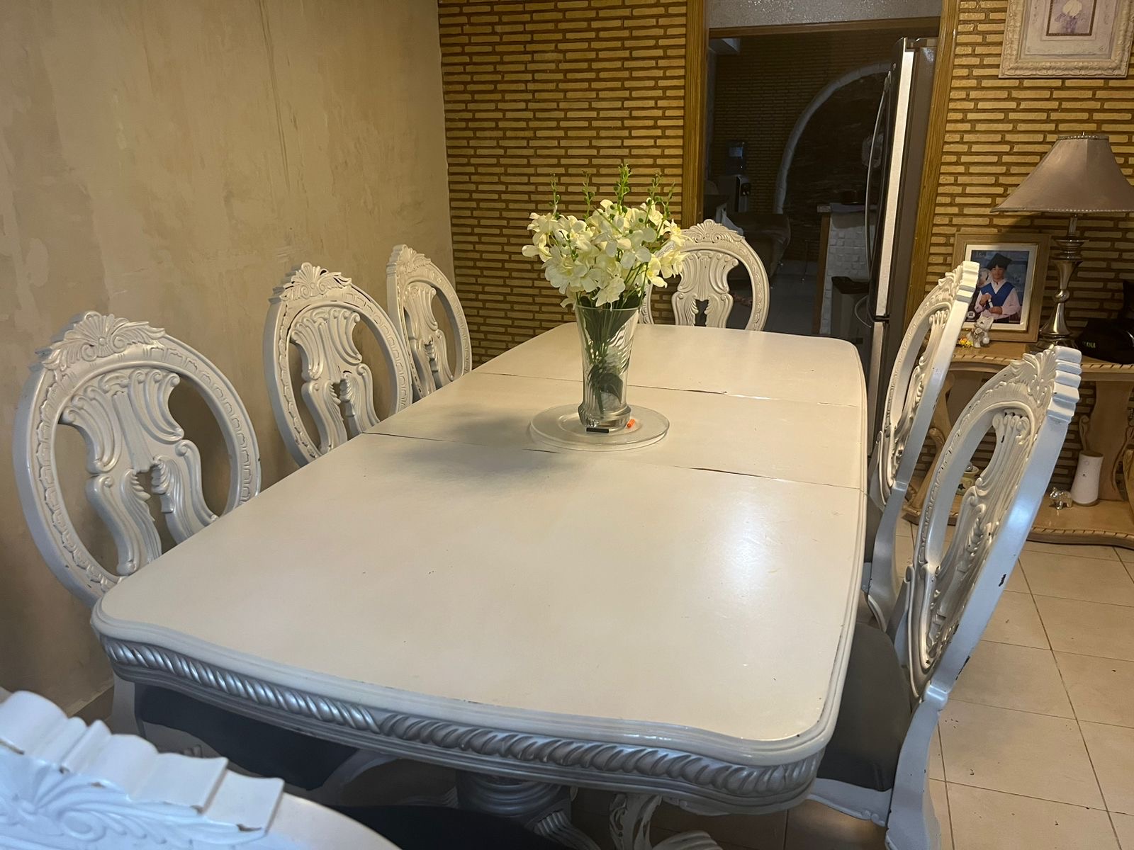 muebles y colchones - Vendo comedor  lo vendo en 250000 2