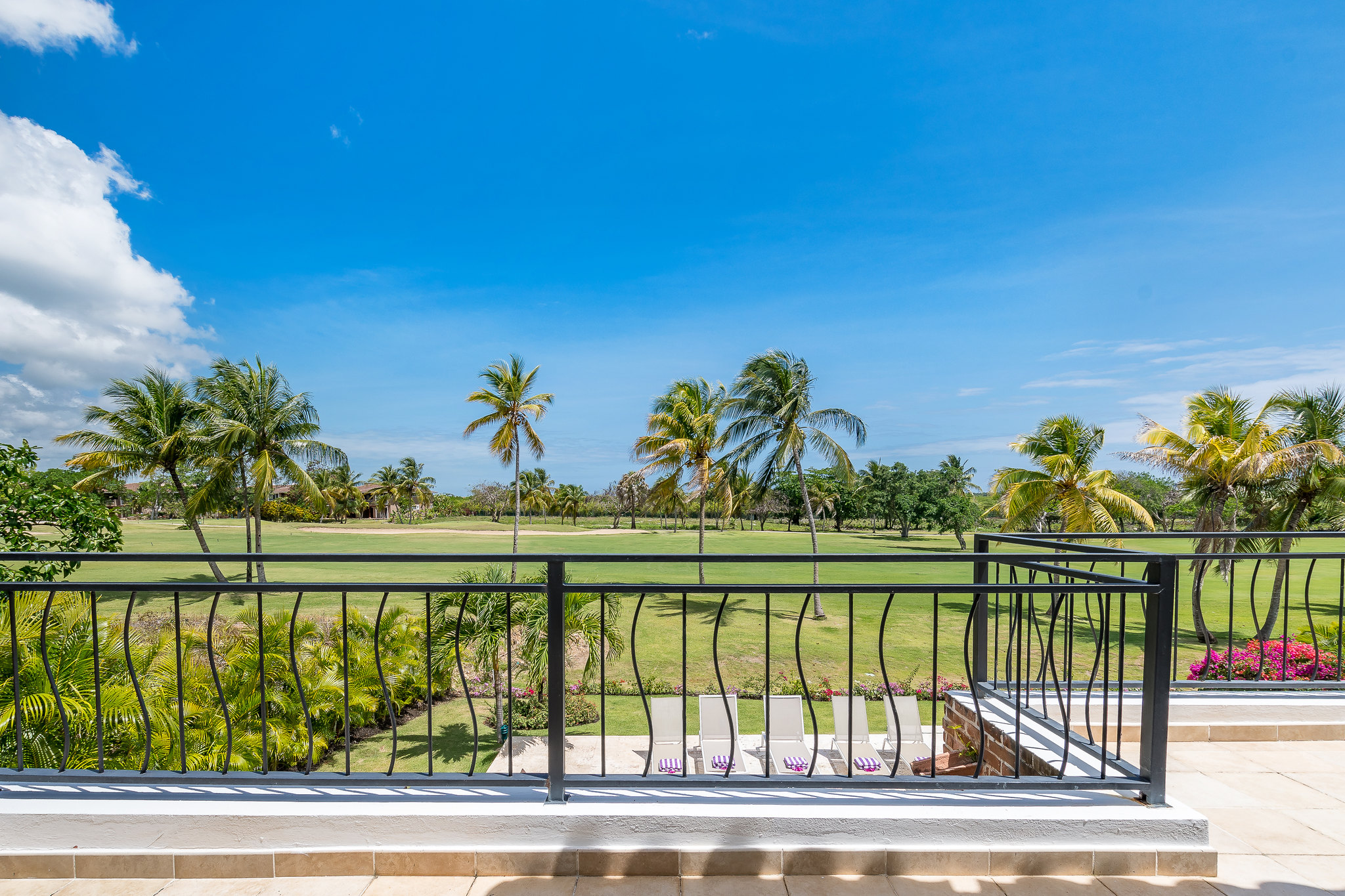 casas vacacionales y villas - Villa Luxury de 5 Hab en Cocotal, Punta Cana.  5