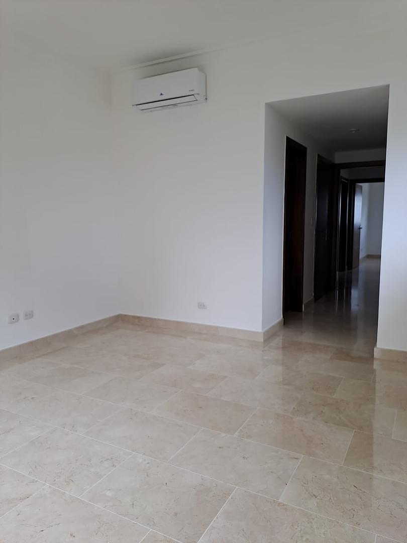 apartamentos - VENDO ACOGEDOR APTO. EN PASEO DEL CARMEN 170MT 5