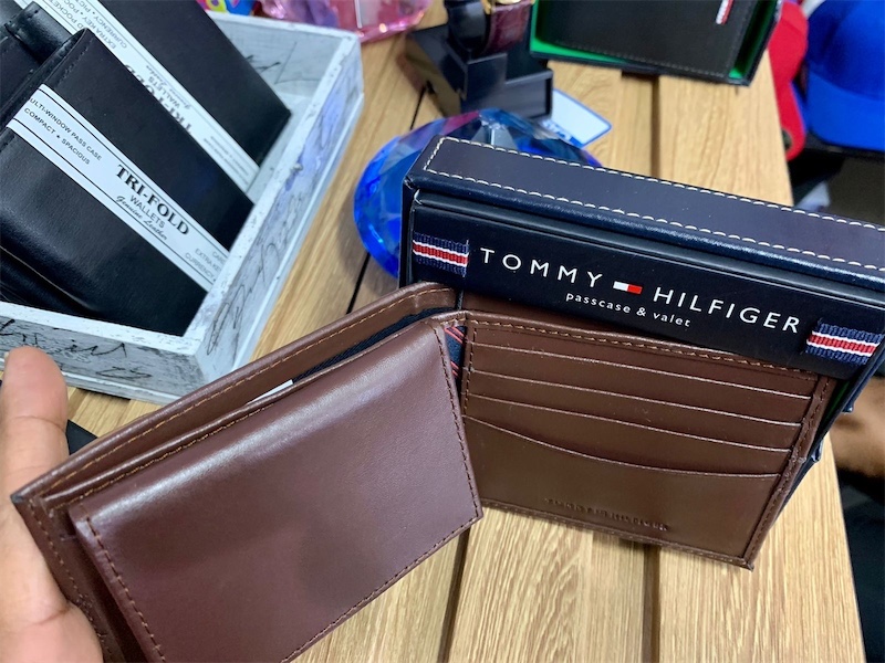 carteras y maletas - Carteras Tommy Hilfiger original 2