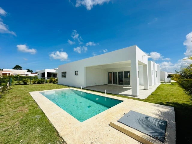 casas - Proyecto en venta Punta Cana #24-1313 tres Hab. campo de golf, jardín privado.
 6