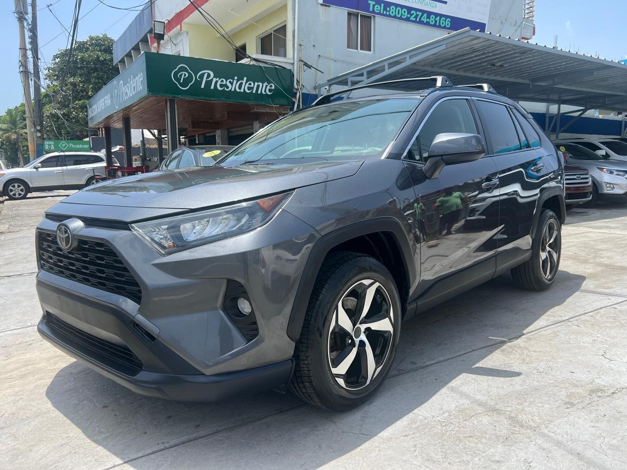 jeepetas y camionetas - Toyota RAV4 LE 4x4 2019