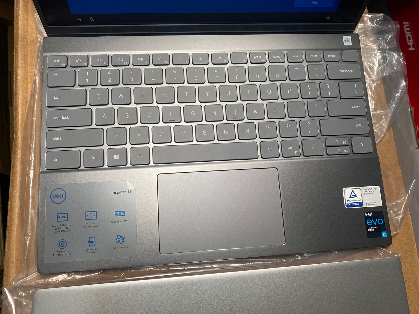 computadoras y laptops - Laptop Dell inspiron de 13.3 pulgadas 512gb y 16 de RAM  4