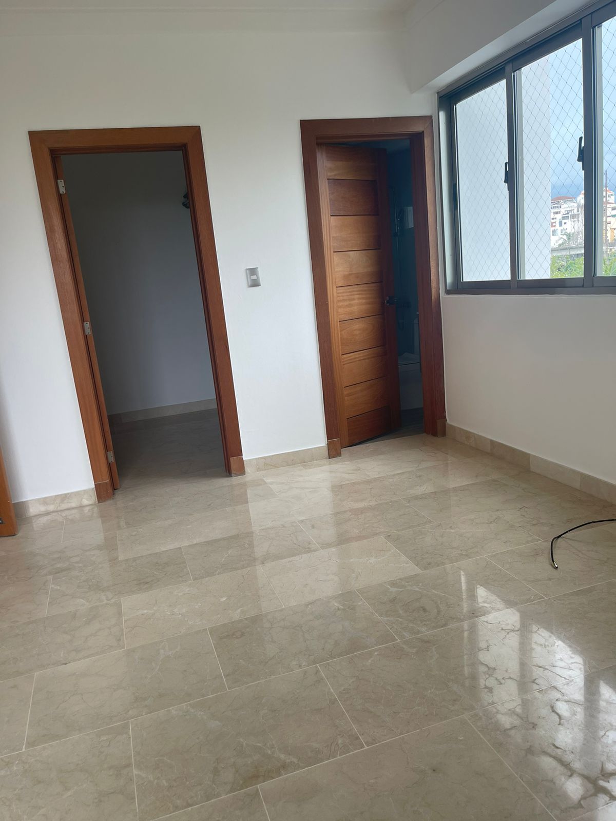 apartamentos - Vendo piso 5 los cacicazgos balcón tres hab con ba 8