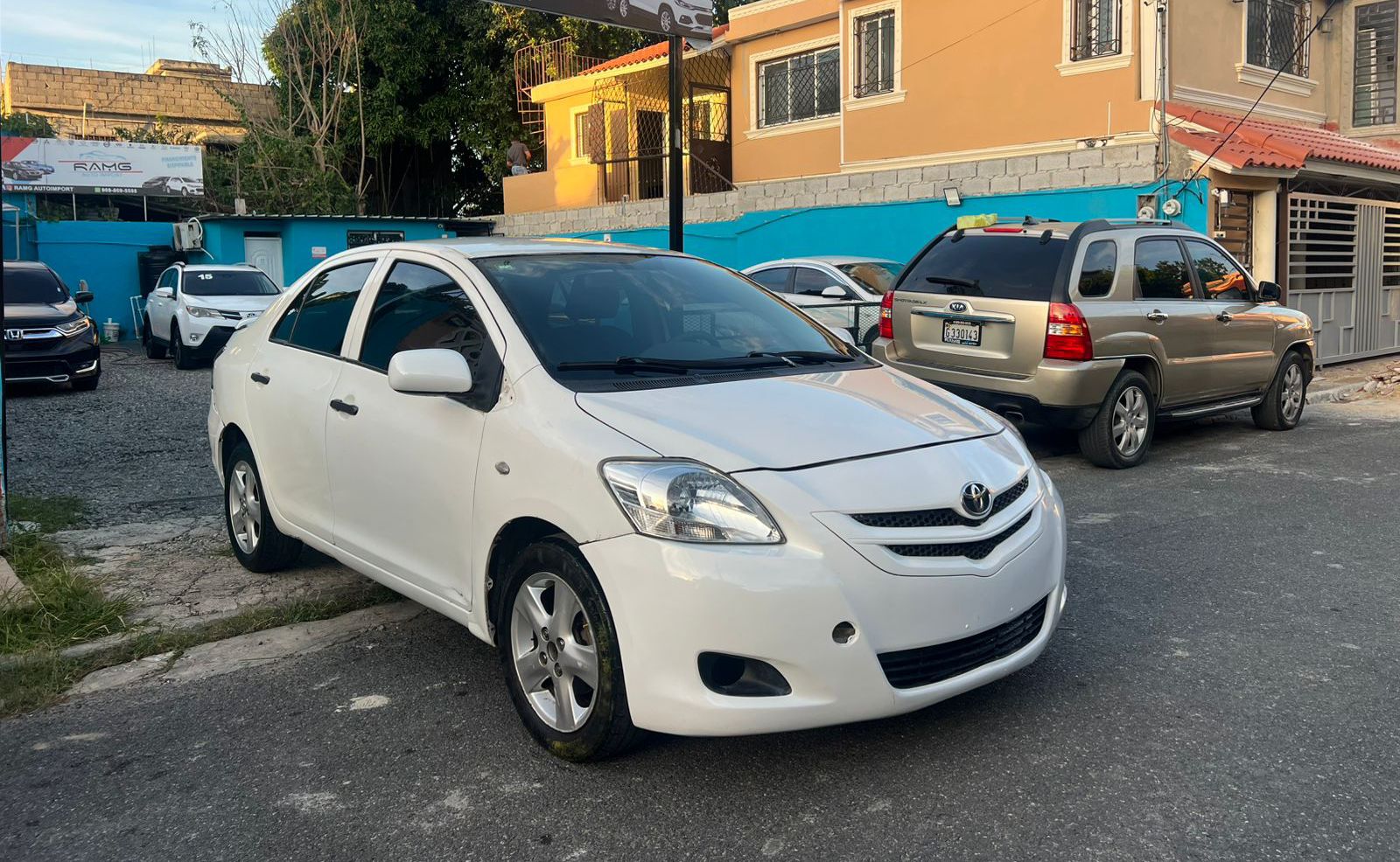 carros - Toyota yaris 2006