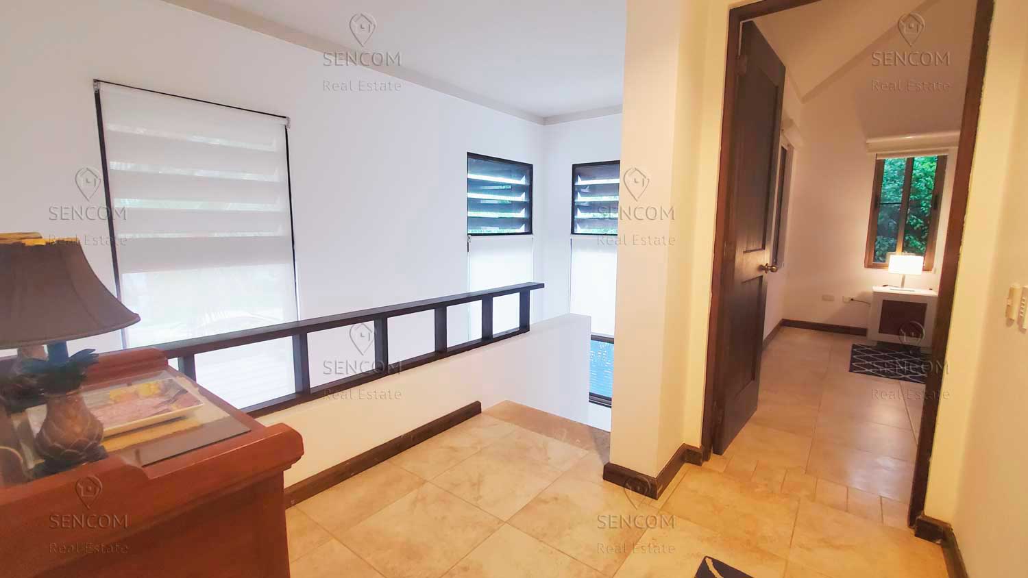 casas vacacionales y villas - Villa de 3 Dormitorio Se Alquila in Punta Cana  4