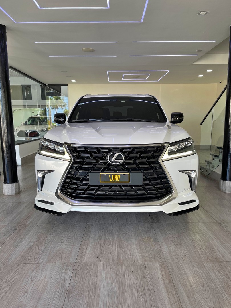 jeepetas y camionetas - Lexus LX570  Sport 2021