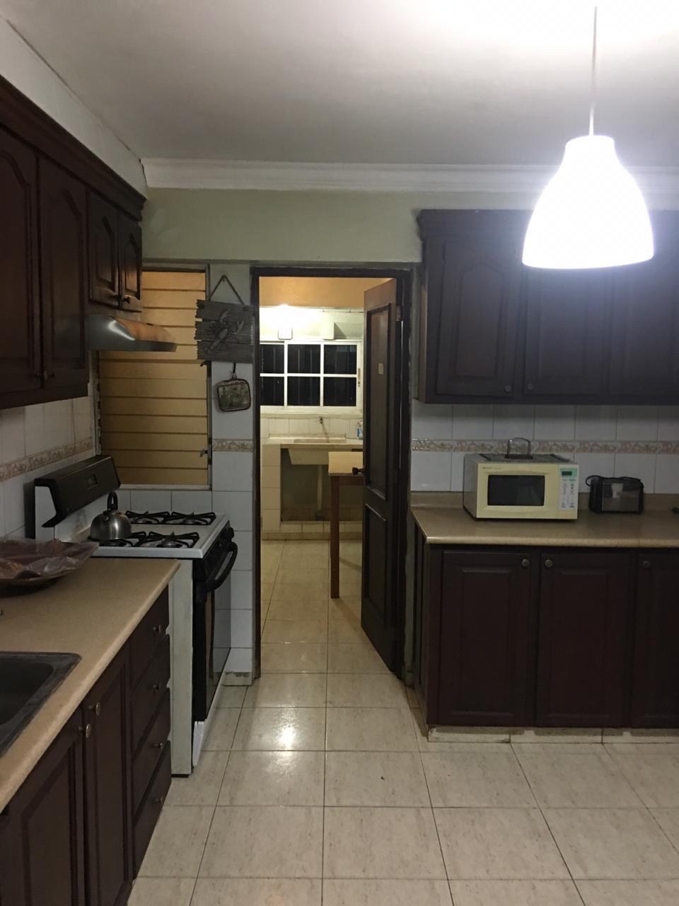 apartamentos - VENDO APTO CLÁSICO ENSANCHE QUISQUEYA , 180 MTS, 3 HAB, ASCENSOR ,  US 228,000 4