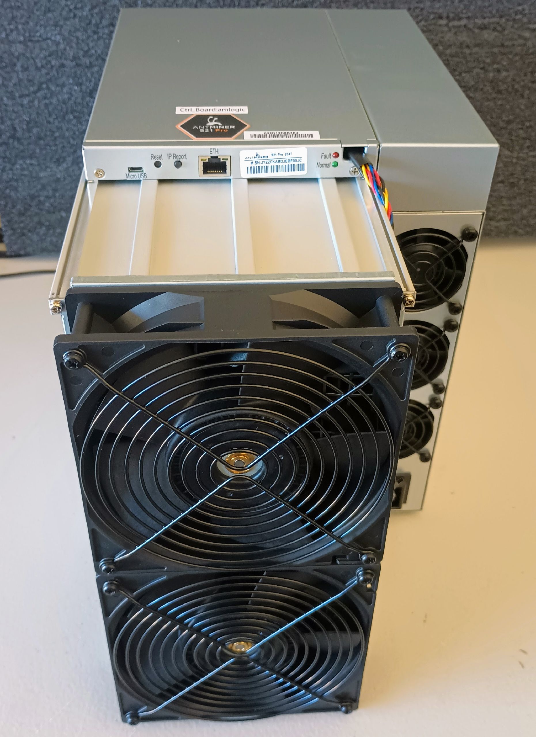 otros electronicos - Bitmain Antminer S21 Pro Miner 234T