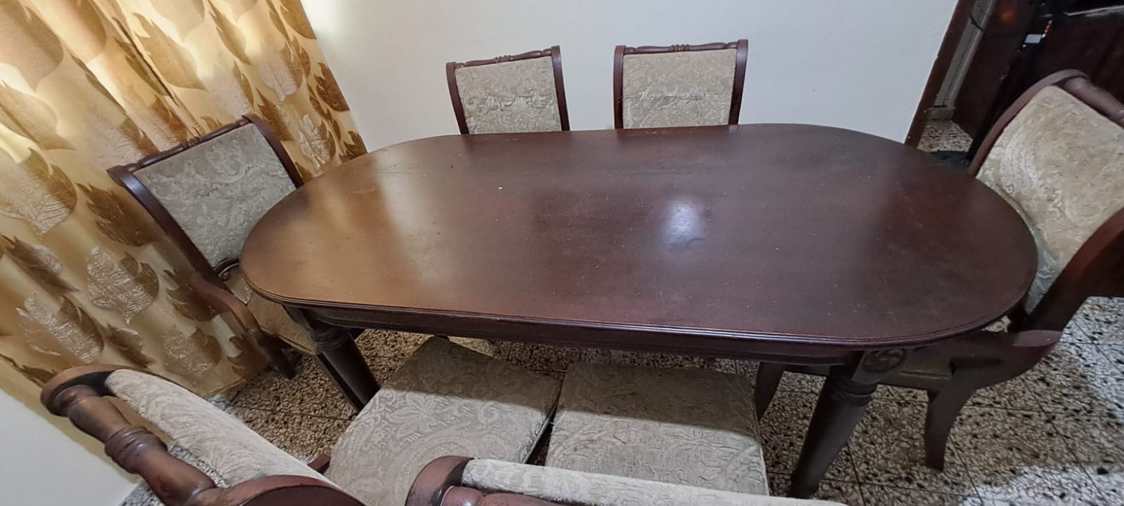 muebles y colchones - Se vende comedor de Caoba