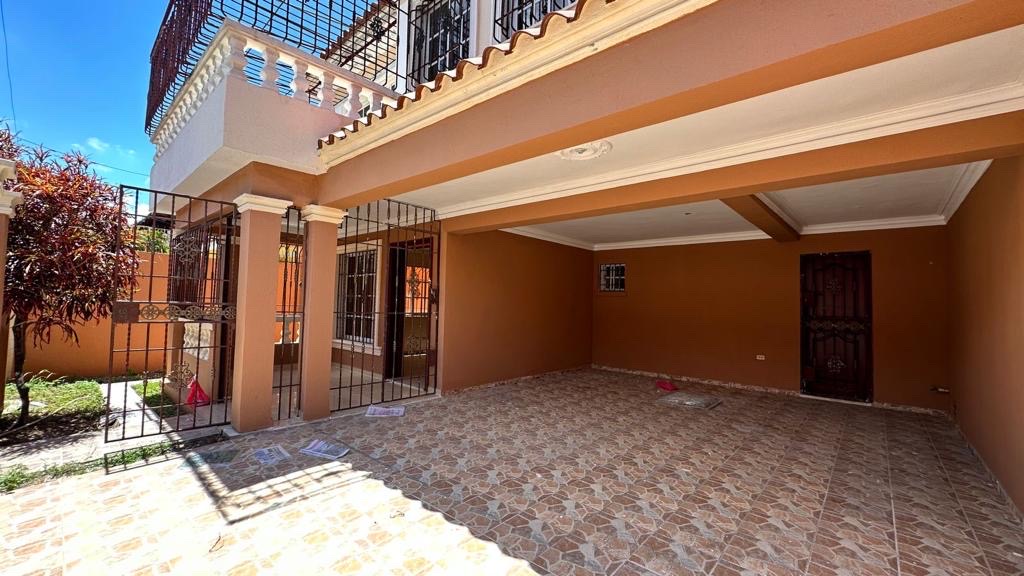 casas - casa en venta en el Residencial mirador del este  4