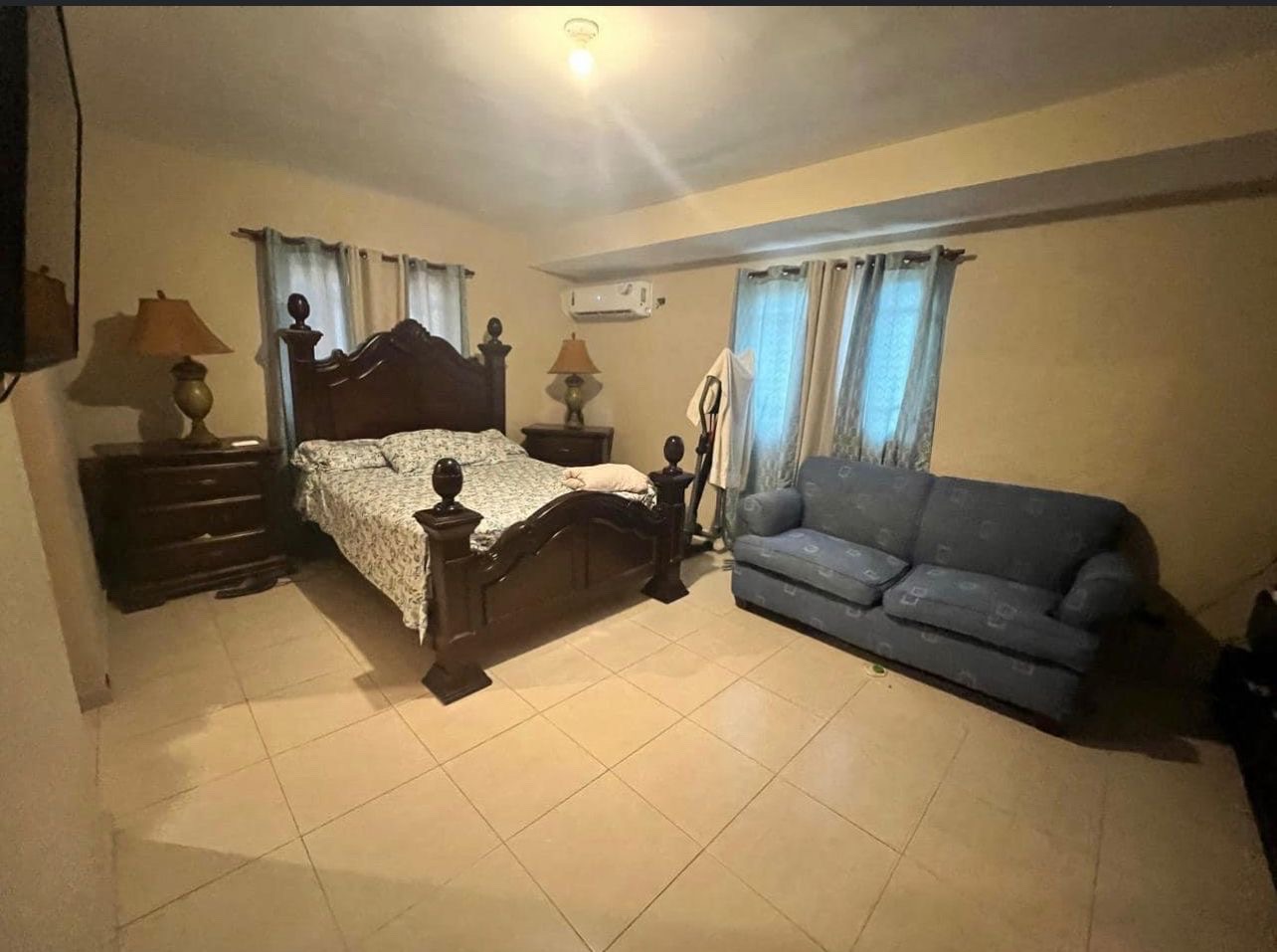 casas - Vendo casa! En la autopista de san Isidro, zona oriental Santo Domingo este 7