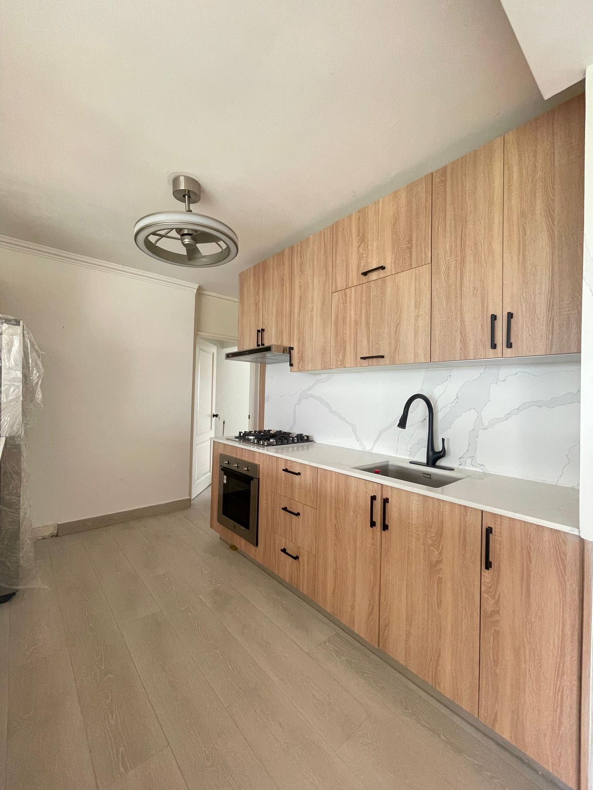 apartamentos - Alquiló anacaona piso alto tres hab con su baño  8