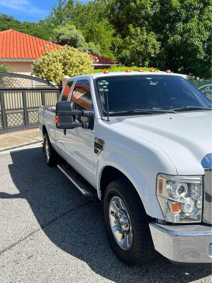 jeepetas y camionetas - Ford F-250 Super Duty XLT 2008 en Venta! 🚛 3