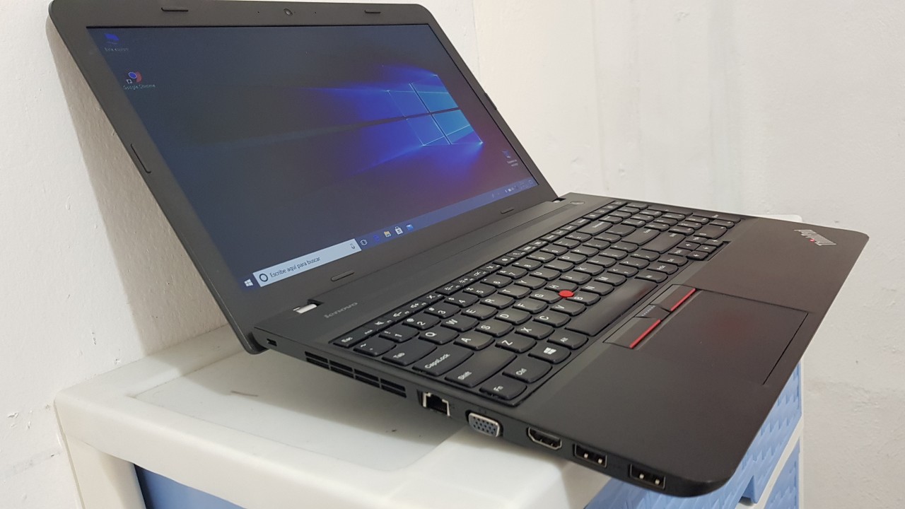 computadoras y laptops - Lenovo E560 17 Pulg Core i7 6ta Ram 16gb Video intel 8gb Y Aty Radeon R7 2gb 1