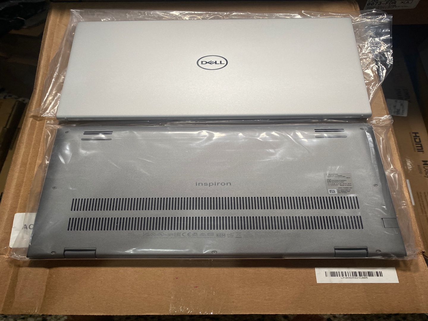 computadoras y laptops - Laptop Dell inspiron de 13.3 pulgadas 512gb y 16 de RAM  6