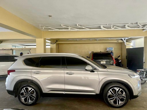 jeepetas y camionetas - Hyundai Santa fe 2020 impecable  4