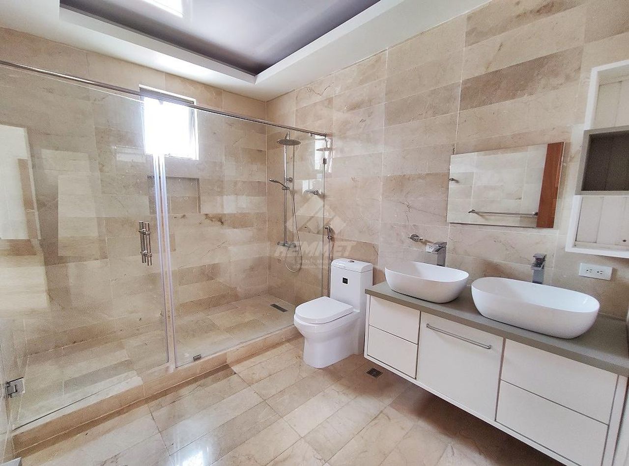 apartamentos - APARTAMENTO EN PISO ALTO LA TRINITARIA SANTIAGO 8