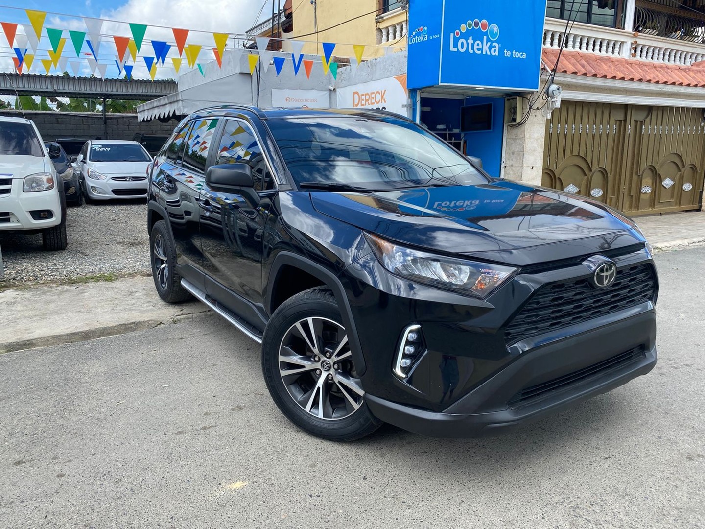 jeepetas y camionetas - TOYOTA RAV4 LE 2021 1