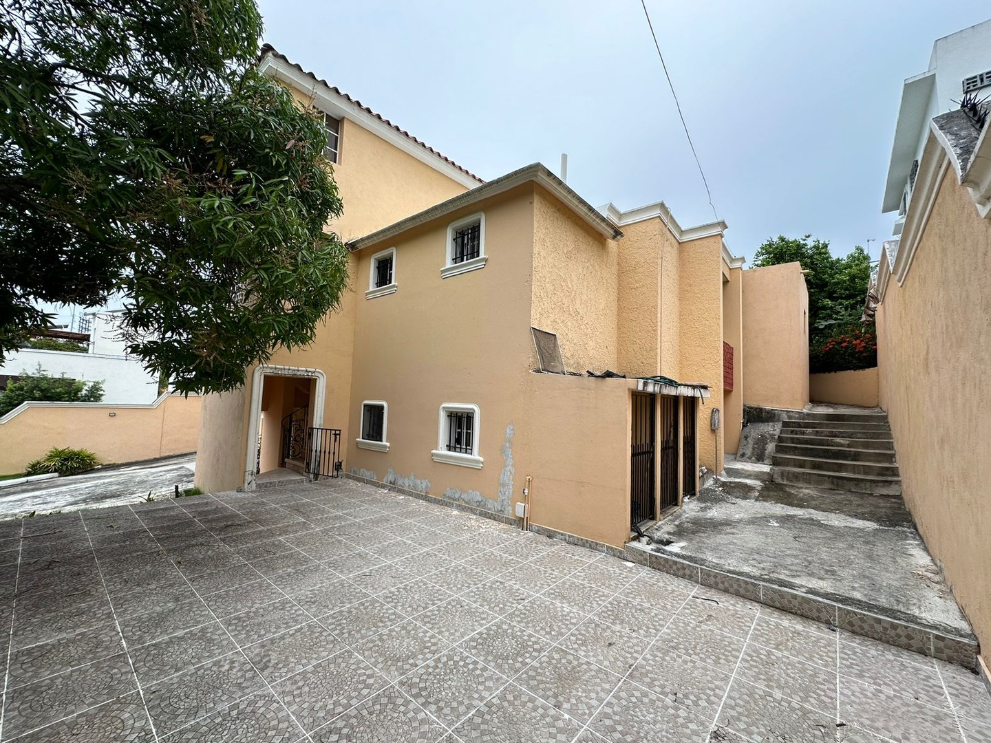 casas - Casa en venta en Altos de Arroyo Hondo II DE 1,000 m2 y 9 habitaciones  6