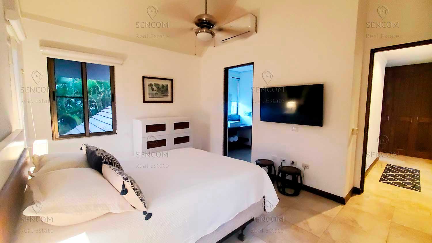 casas vacacionales y villas - Villa de 3 Dormitorio Se Alquila in Punta Cana  7