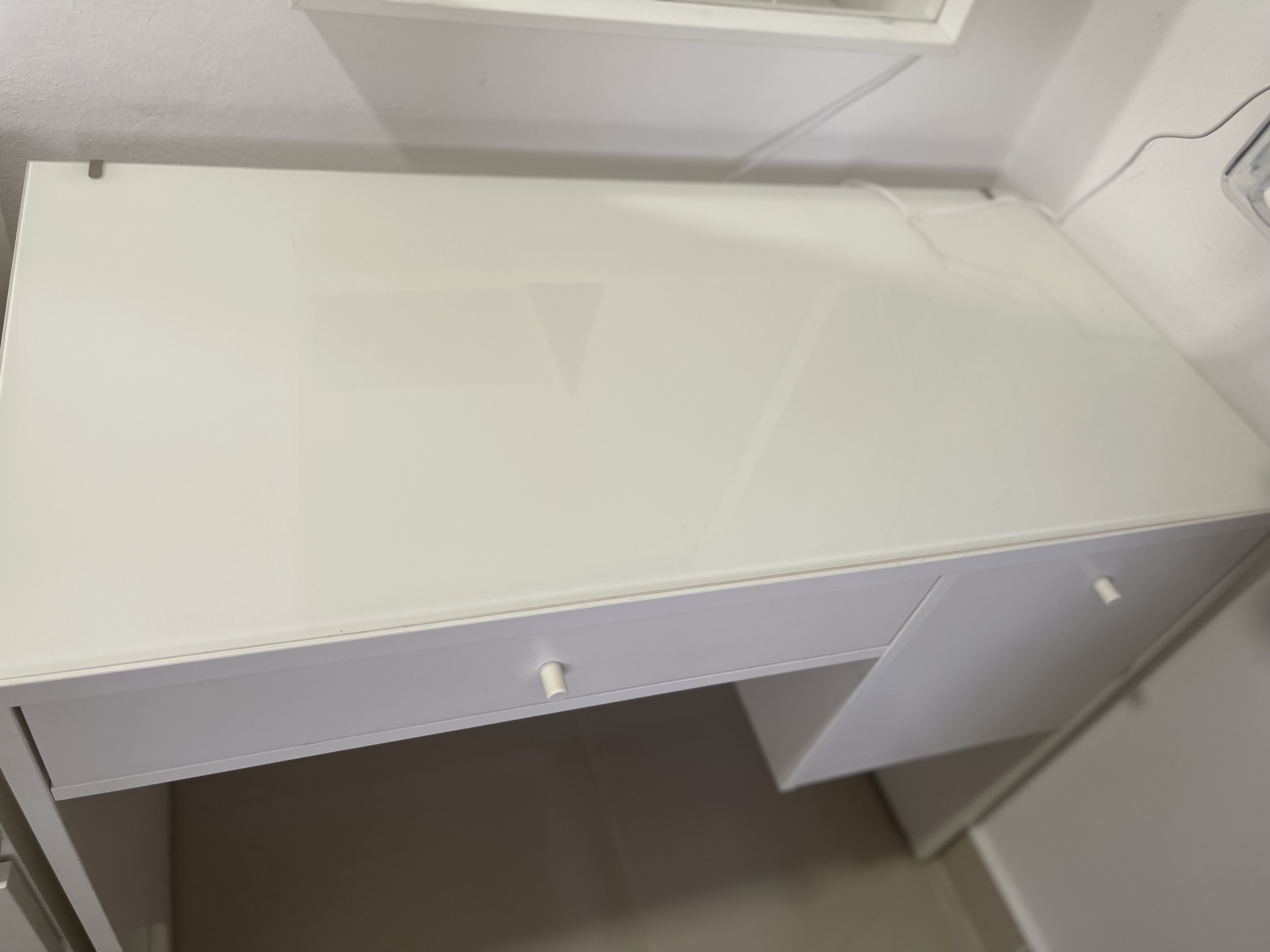 muebles y colchones - Tocador 2 gavetas color blanco.  3
