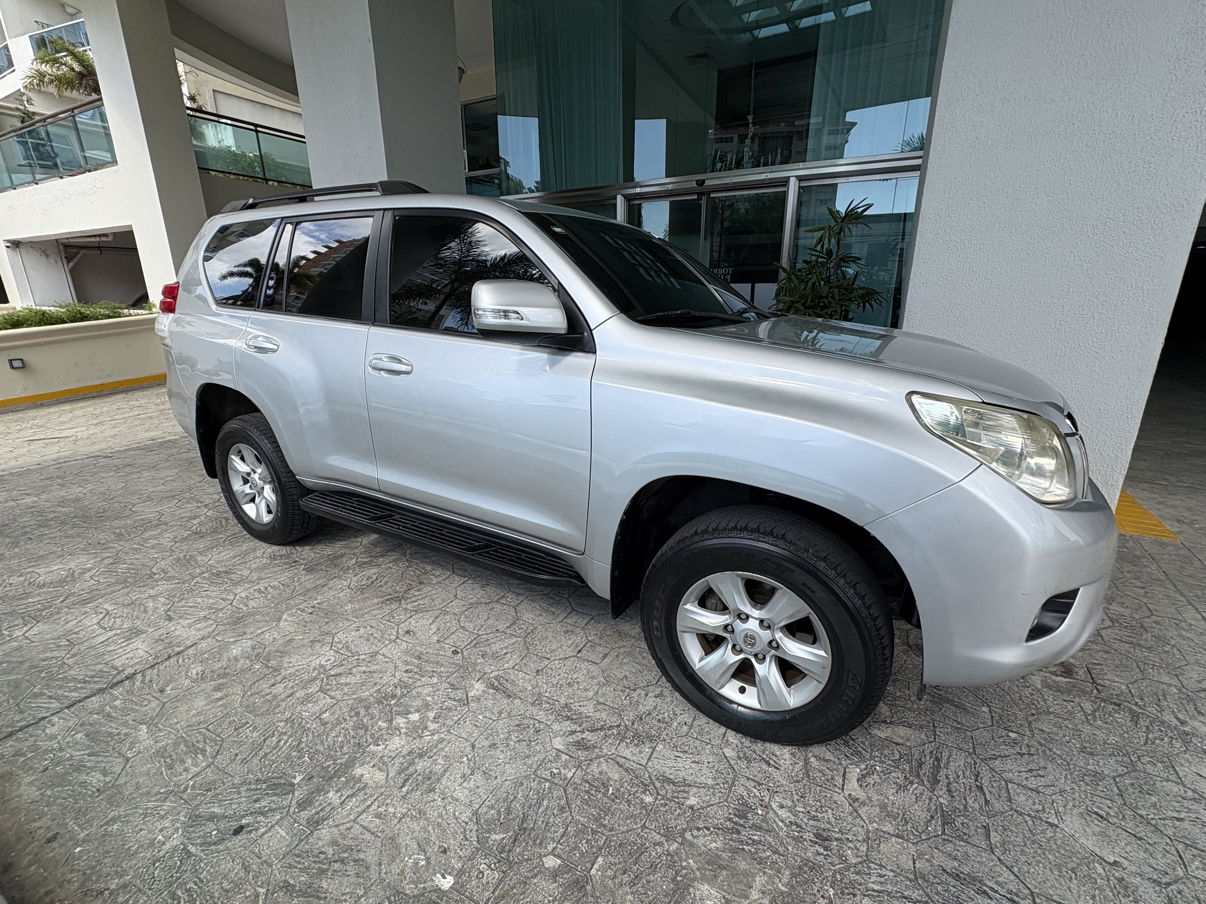 jeepetas y camionetas - Toyota Land Cruiser Prado 2011 TX 0