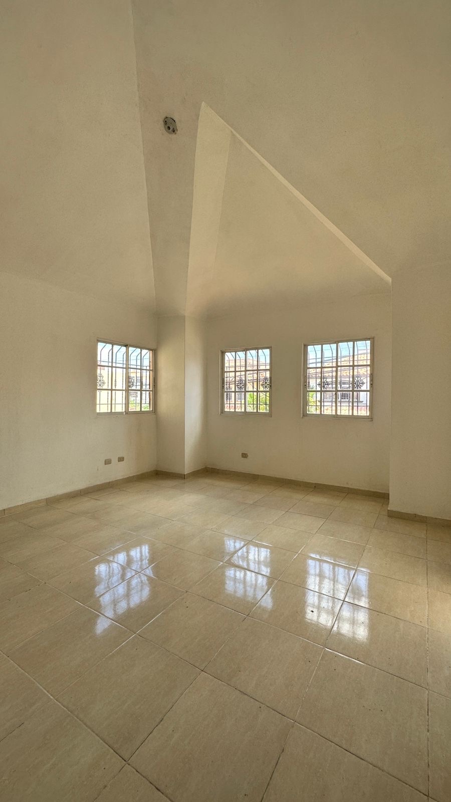 casas - casa en venta en el Residencial mirador del este  6