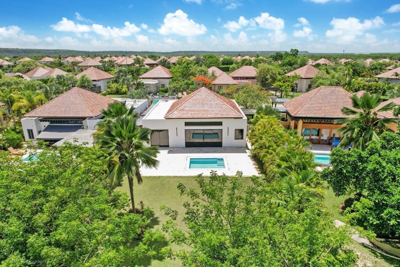 casas vacacionales y villas - vendo hermosa villa Puntacana Capcana  9