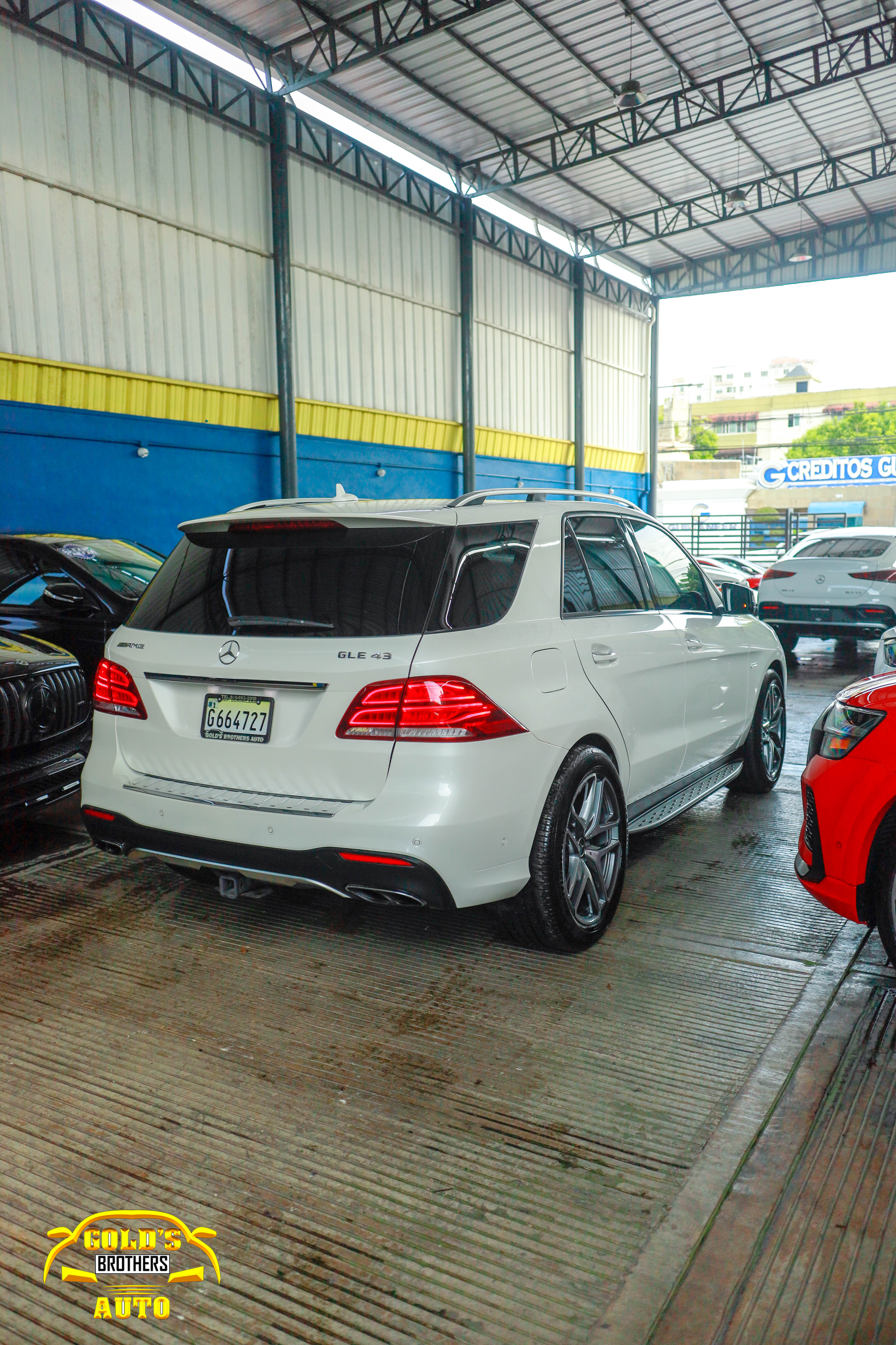 jeepetas y camionetas - Mercedes Benz GLE 43 AMG 2018 Clean Carfax 4