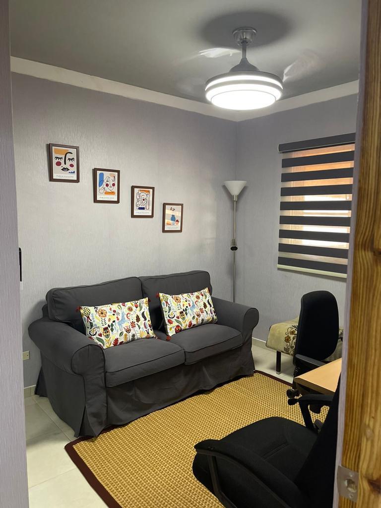 apartamentos - Apto en venta Amueblado de 3 habs. En Los Altos de Arroyo Hondo 23